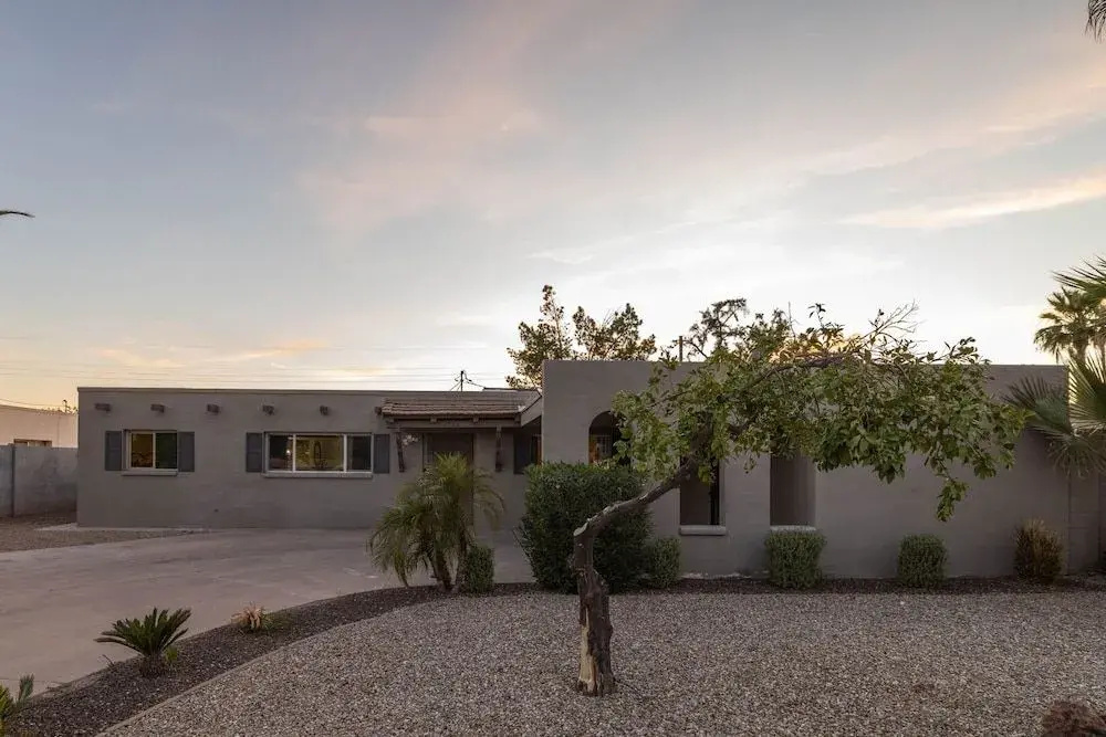 Scottsdale Granite Reef 4 Bedroom Home by RedAwning