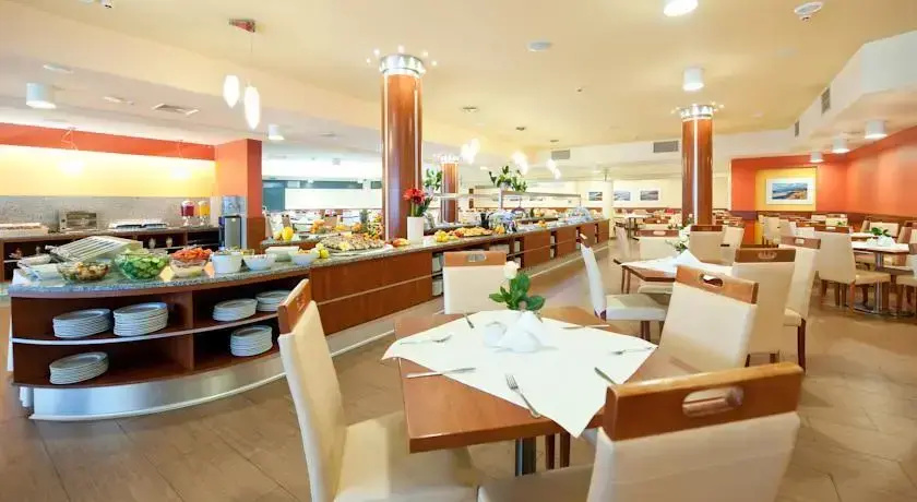Ikar Plaza - Général