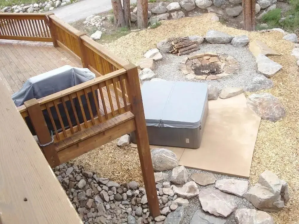 Moose Meadow Retreat Private Home with Hot Tub