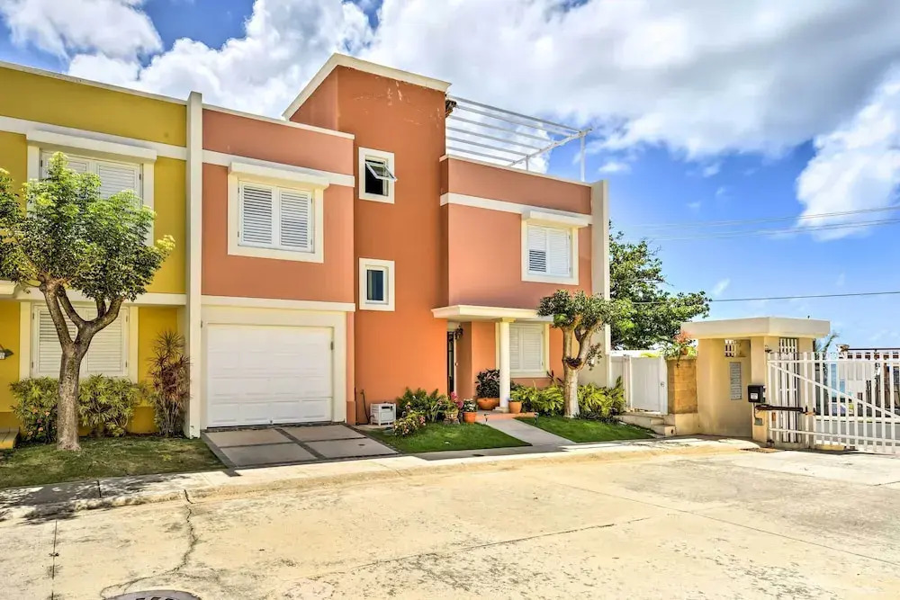 Fajardo Townhouse w/ Private Pool & Ocean View — фото