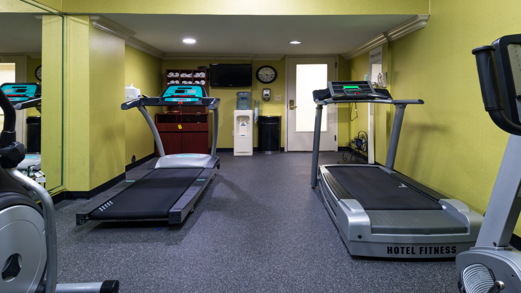 Holiday Inn Hotel & Suites Warren by IHG - Général