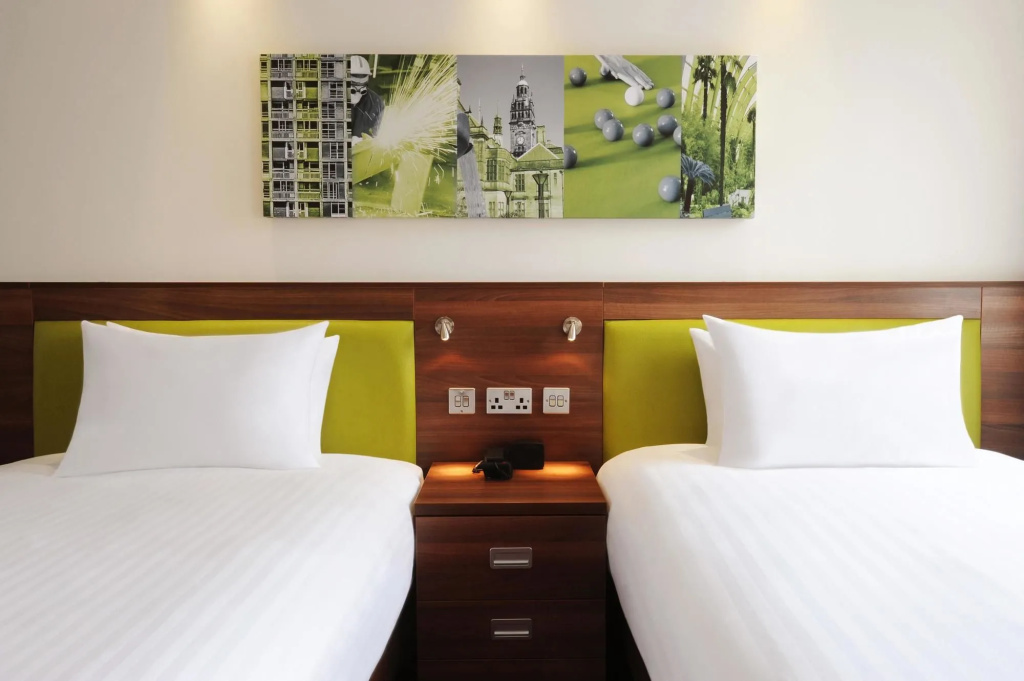 Ty Hotel - 5