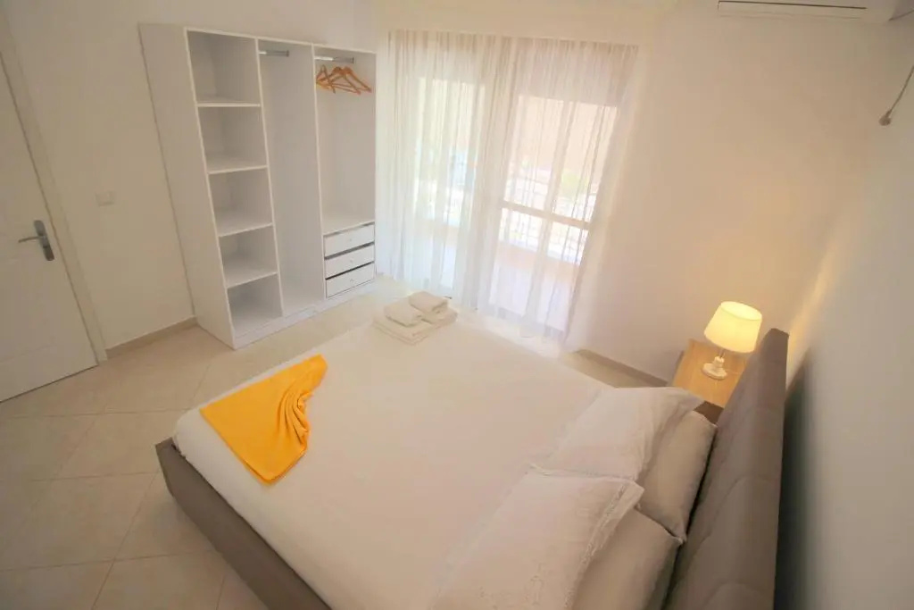 Apartment with balcony