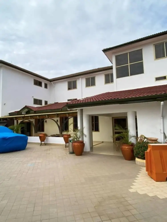 Peach View Hotel and Apartments.