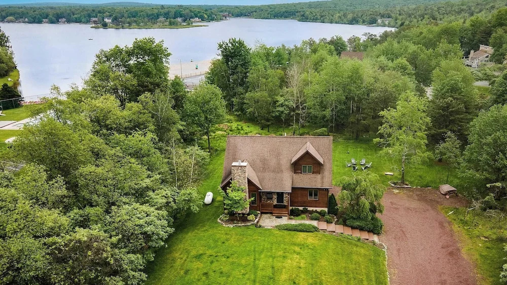 Entertainer's Home w/ Deck, Game Room & Hot Tub Lake View Retreat by Avantstay