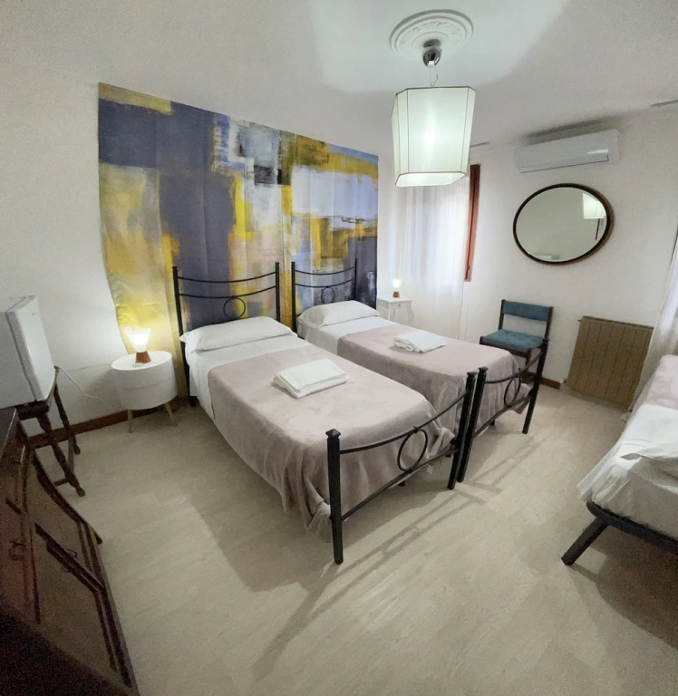Luxury Triple room
