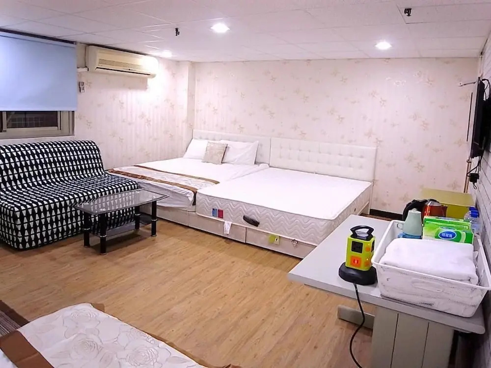 Fengjia Romantic Homestay
