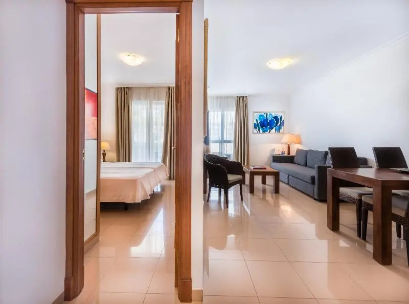 Toboso Apar-Turis - Chambres