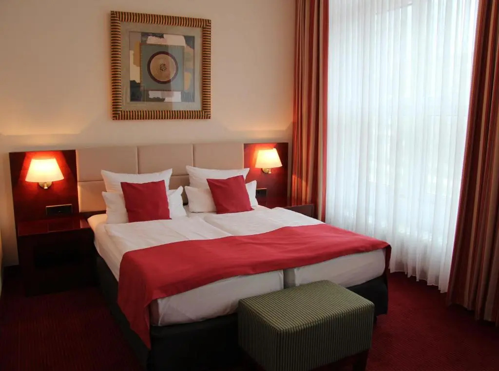 Standard Double room (full double bed)