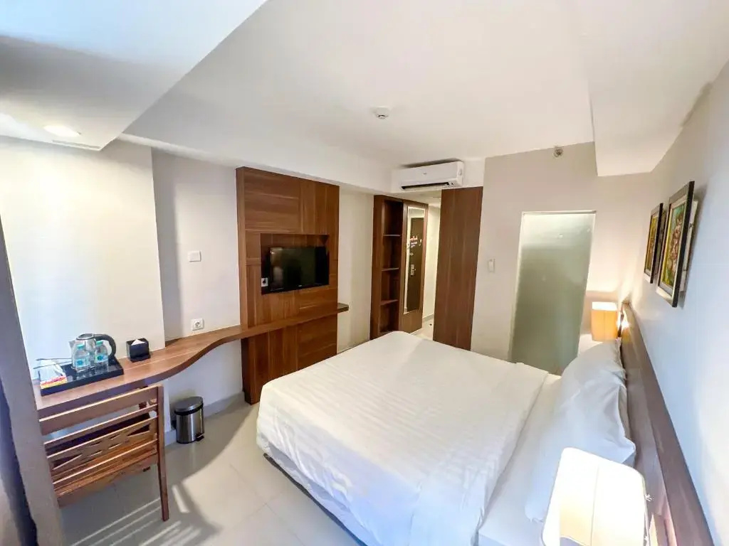 Superior Double room (full double bed)