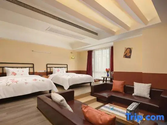 Standard Family room