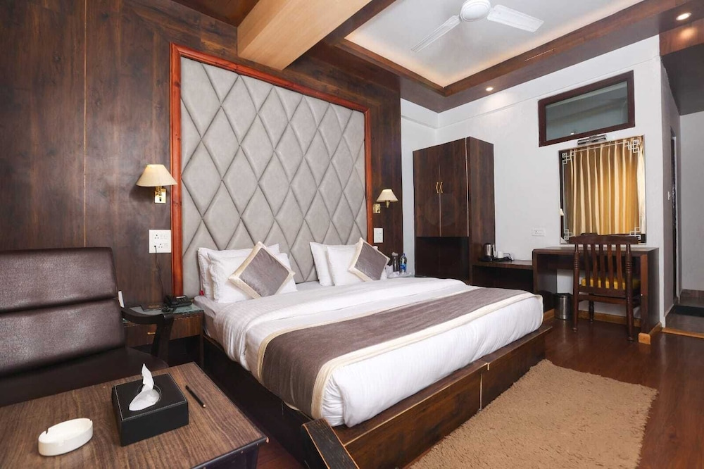 Zojila Residency - Chambres