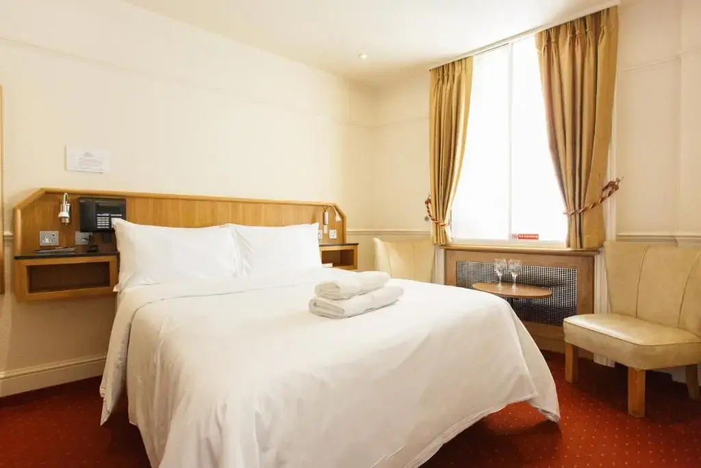 Standard Double room (full double bed)