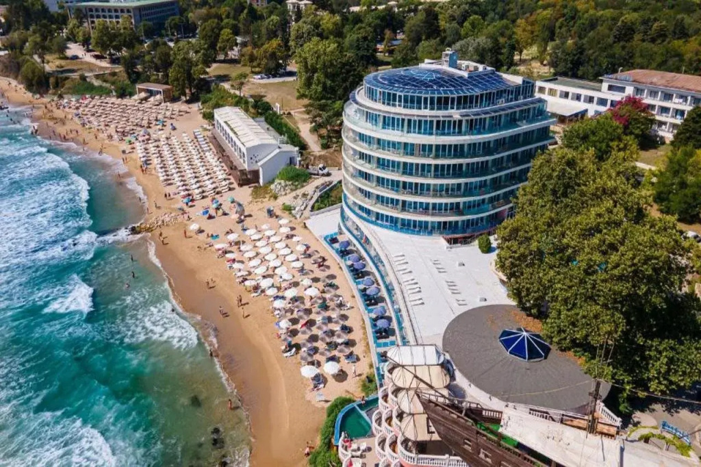 Sirius Beach Hotel & SPA