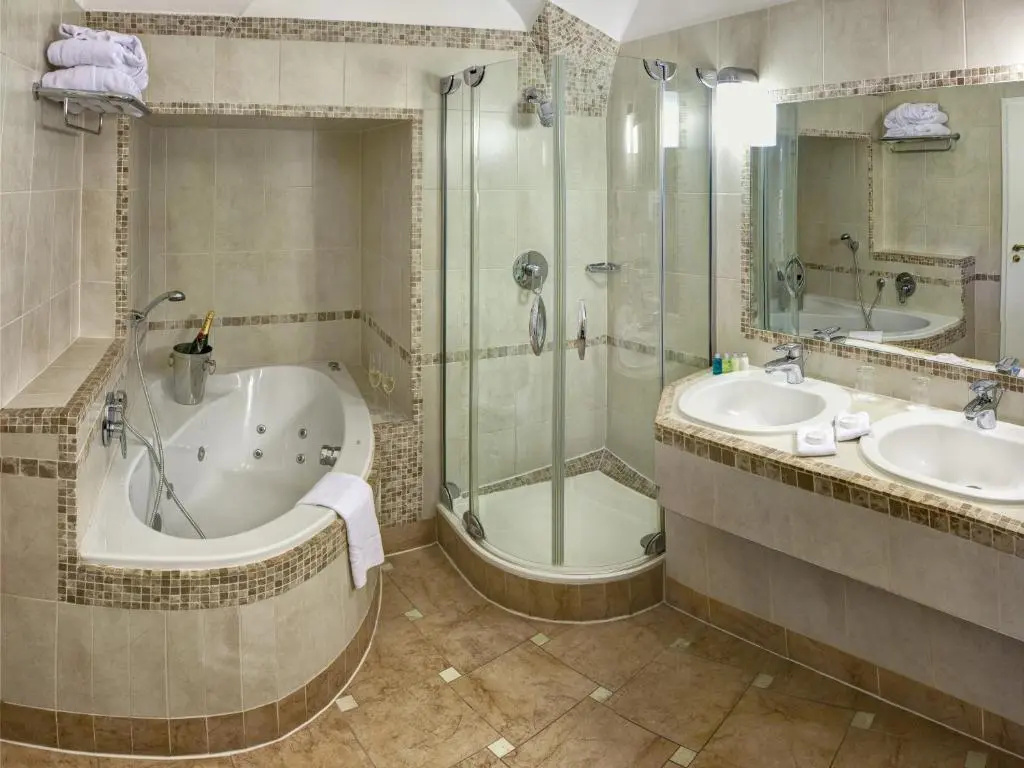 Executive Junior Suite