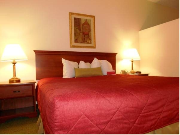 Magnuson Grand Hotel Maingate West — 4