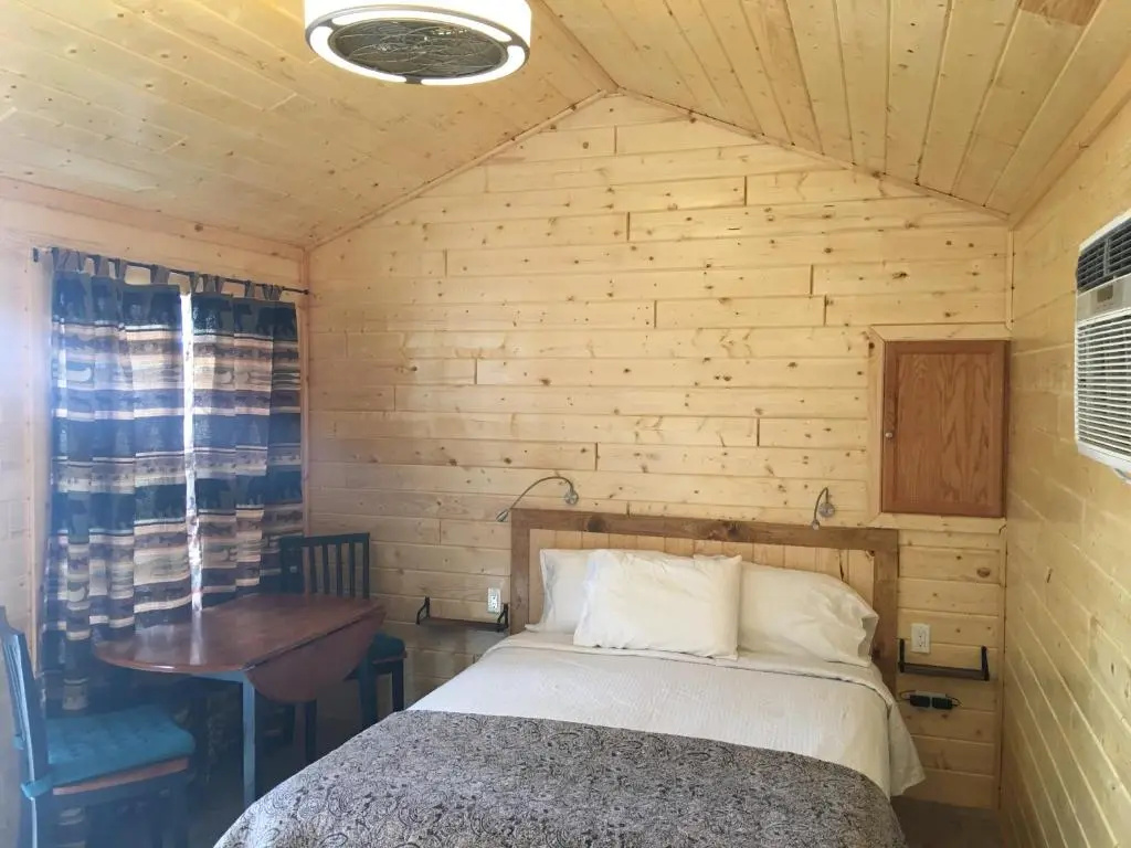 Deluxe Double Studio (full double bed)