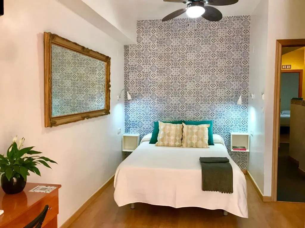 Standard Double room (full double bed)