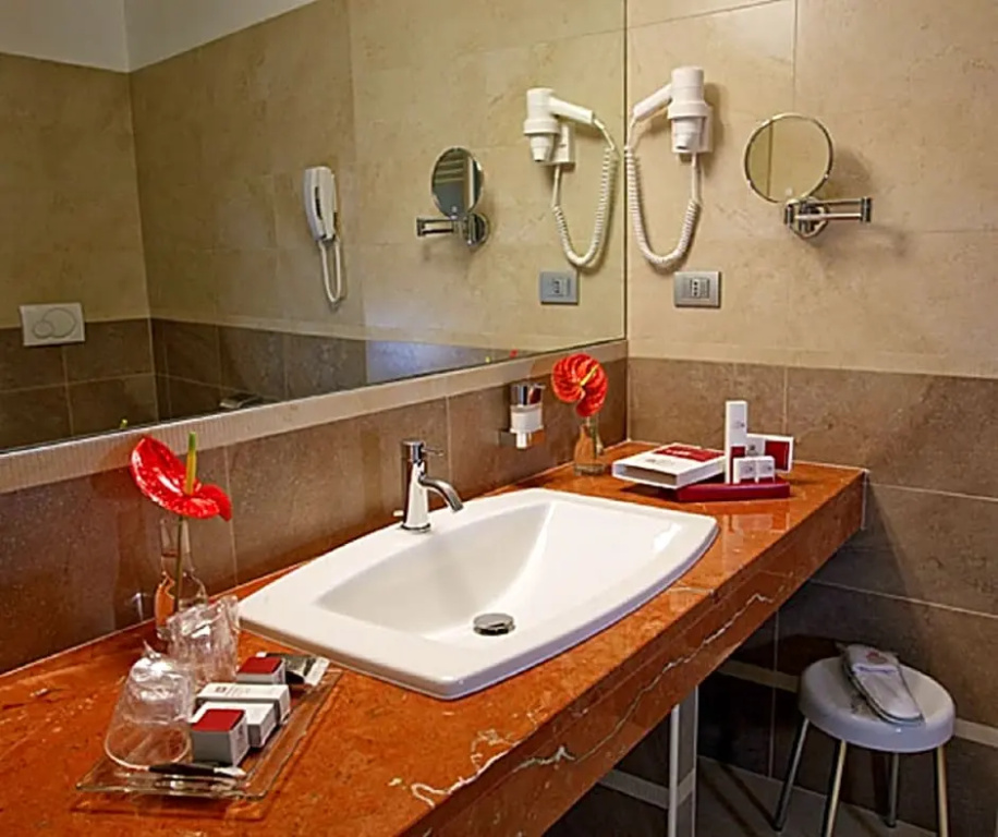 Breaking Business Hotel - Chambres