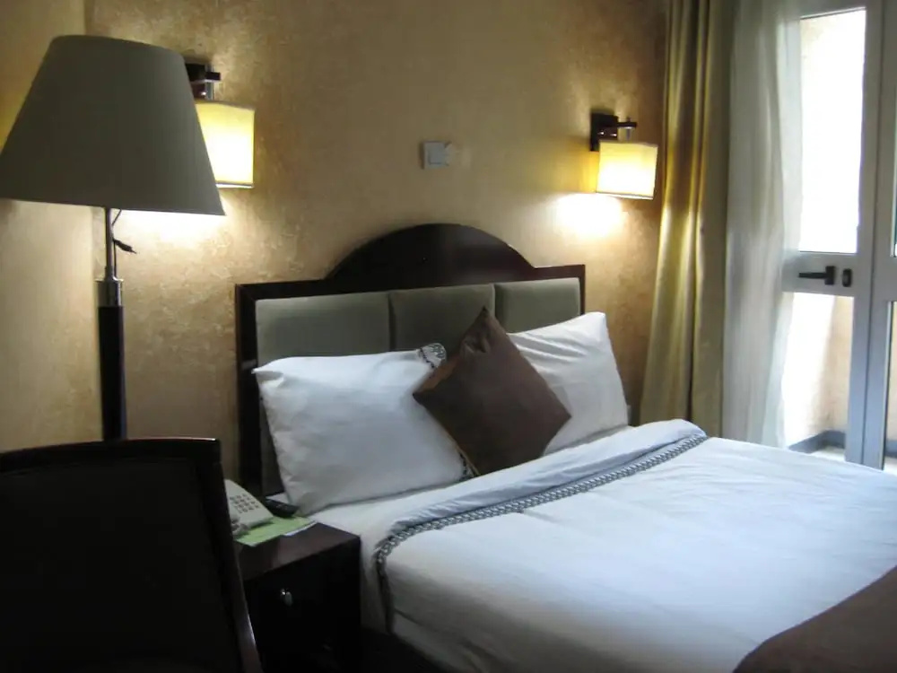Deluxe Double room with balcony and with mountain view (full double bed)