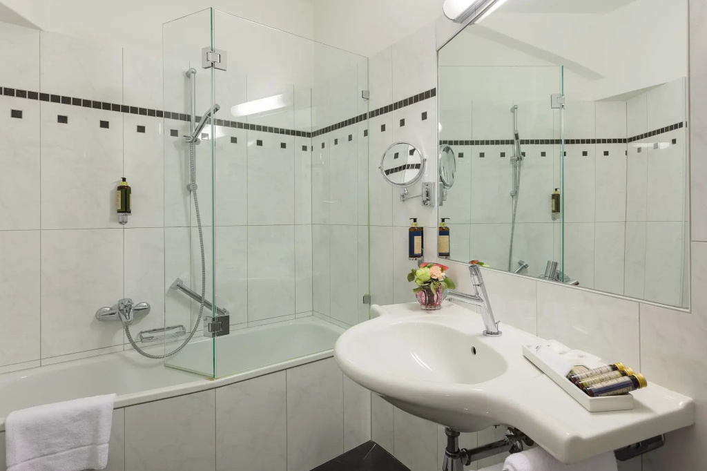 Hotel photo 42