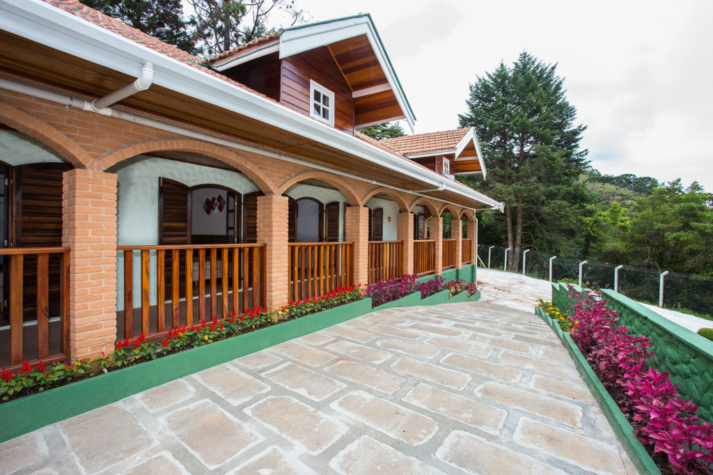 Pousada Vila Floratta by Concavus