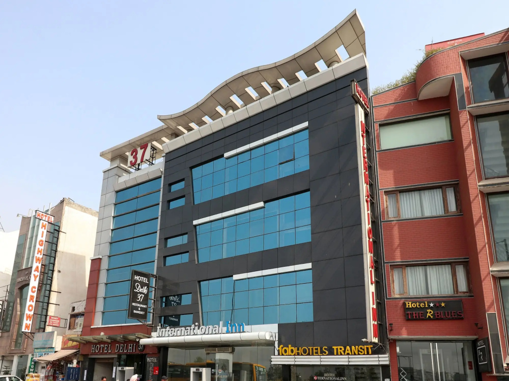 OYO 12982 Hotel Oris International