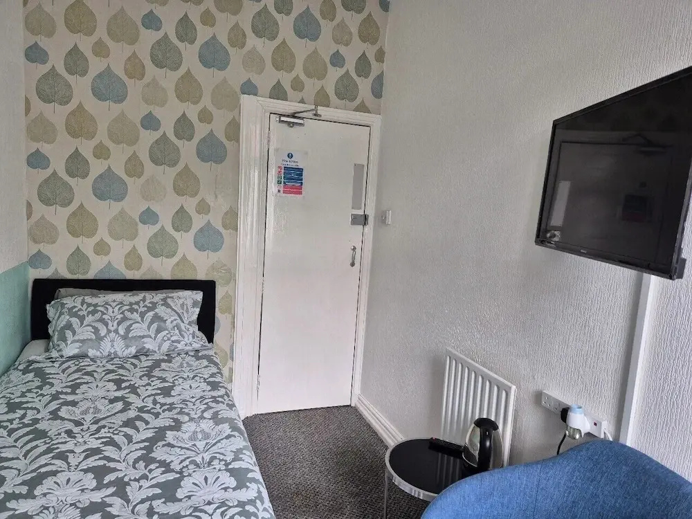 Economy Single room (single bed)