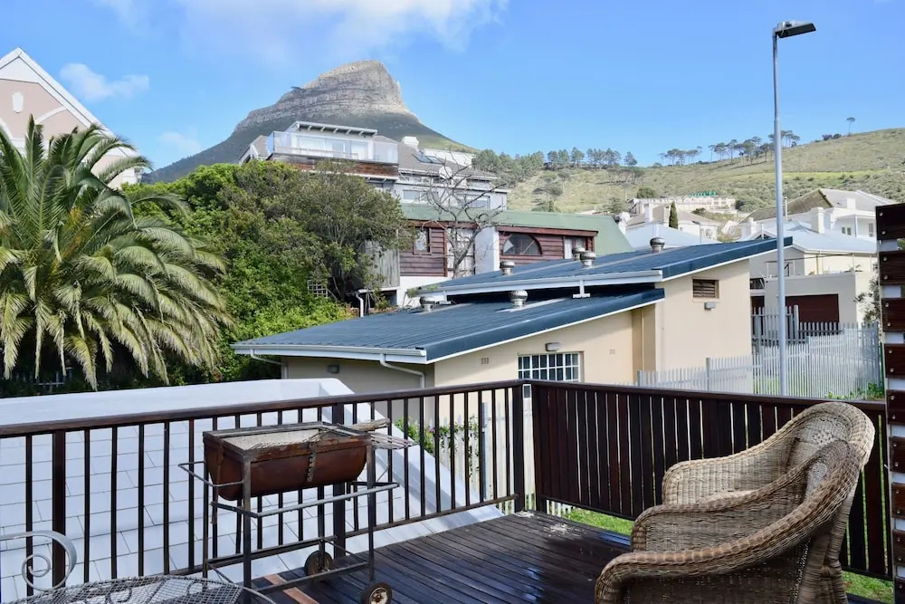 2 Bedrooms Apartment With Beautiful Views Next to Park