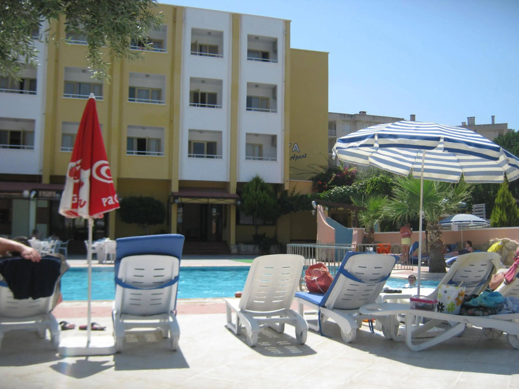 Oya Apartments