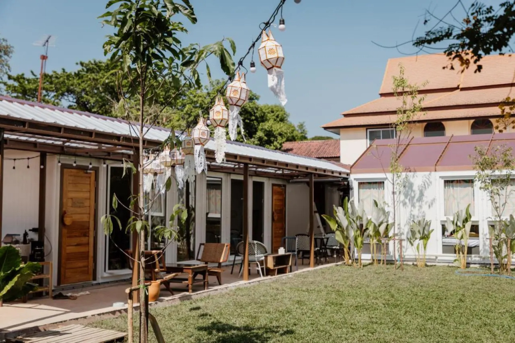 The Yard Hostel Chiang Mai