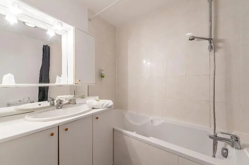 Residhotel Vieux Port - Chambres