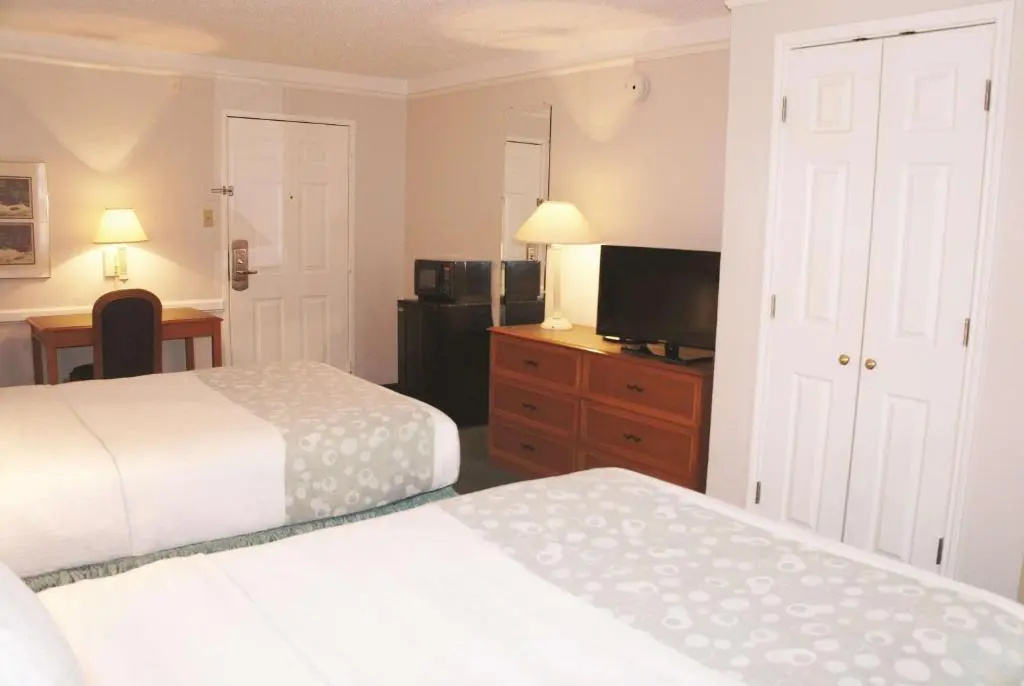 La Quinta Inn by Wyndham Omaha West - Chambres