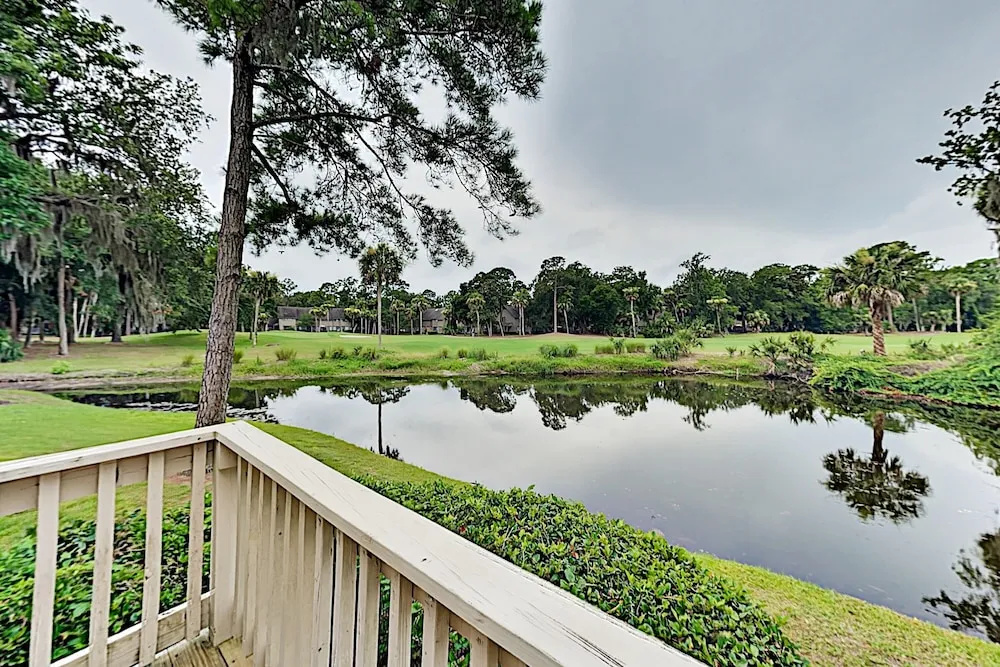 140beach 2 Bedroom Condo
