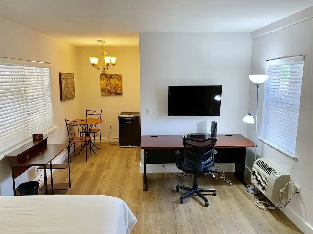 Hotel photo 2