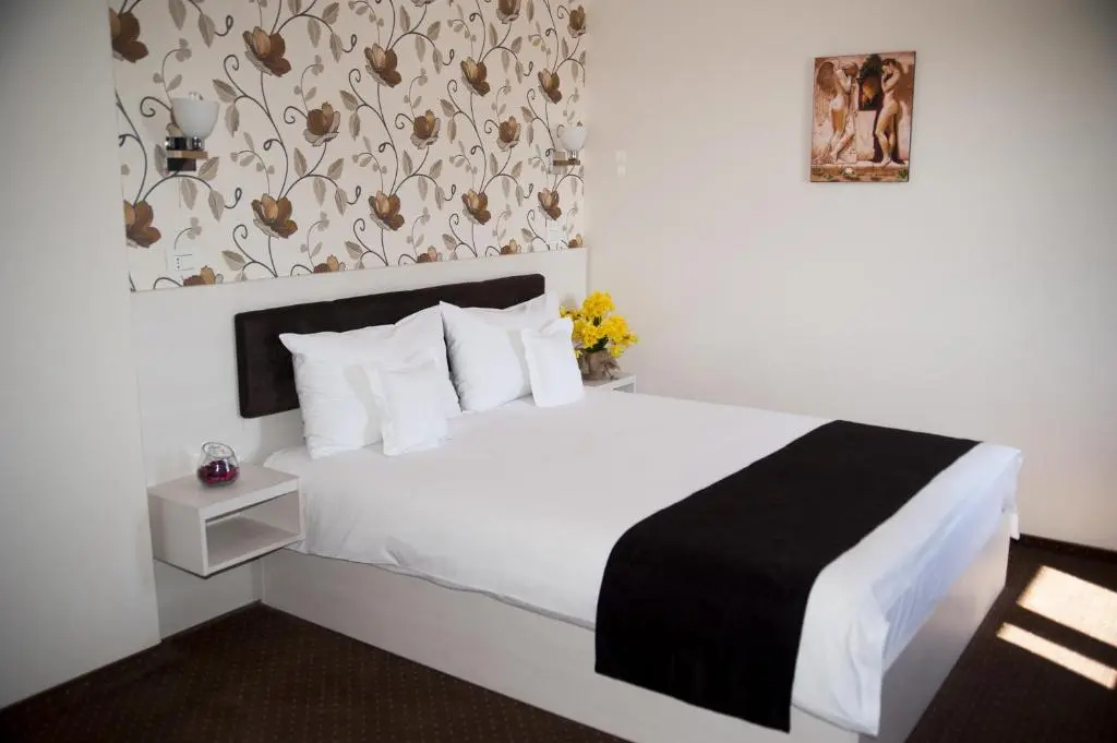 West Plaza Residence - Chambres
