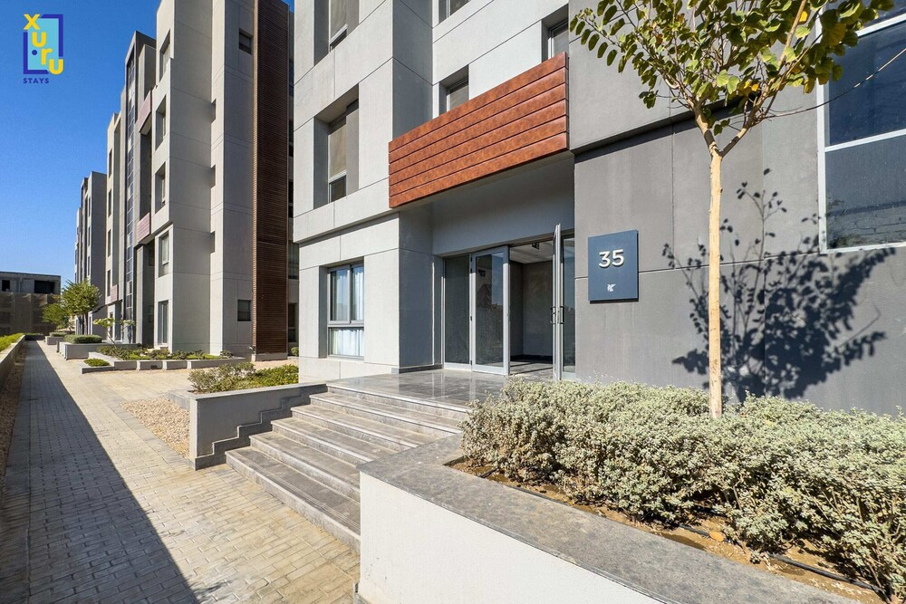 Serene & Spacey 1bdr @ Al Jazi New Cairo