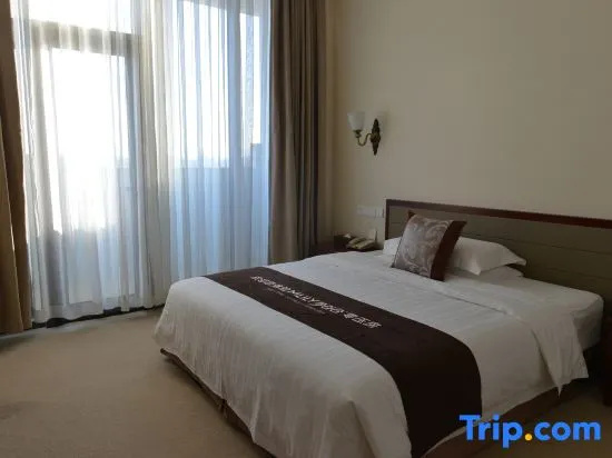 2 Bedrooms Suite with garden view