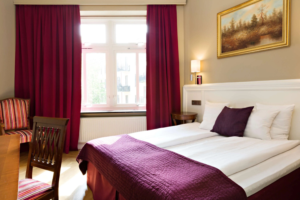 Standard Double room (full double bed)
