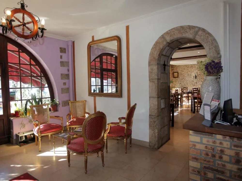 Voir la photo 2 — Hotel le Chapeau Rouge