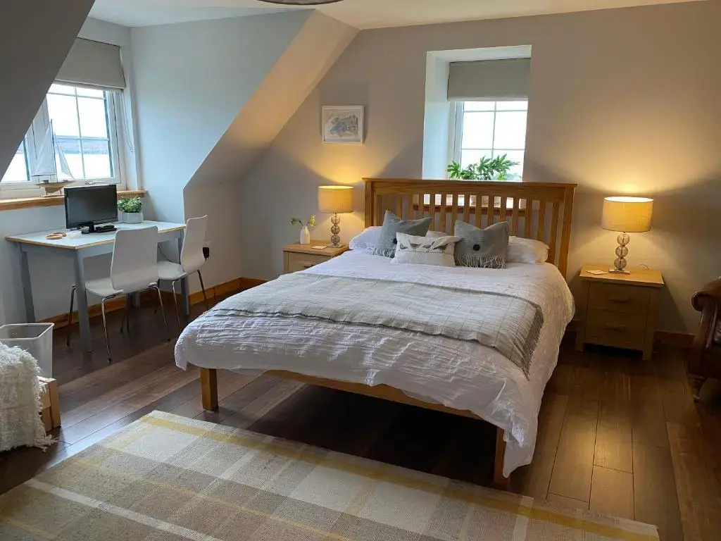 Standard Double room with sea view (full double bed)