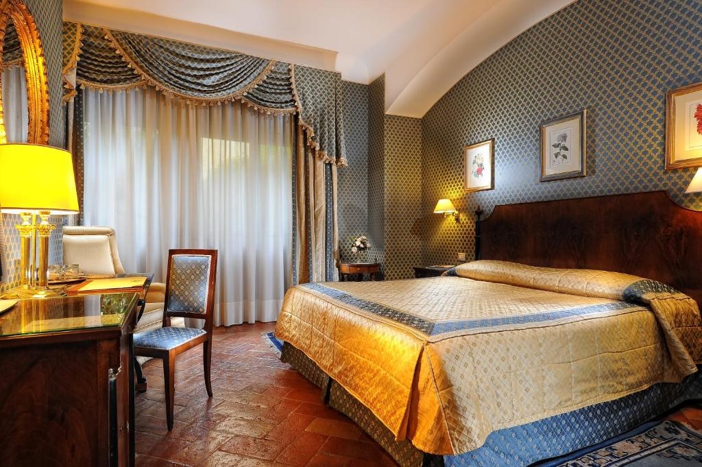 Superior Double room (full double bed)