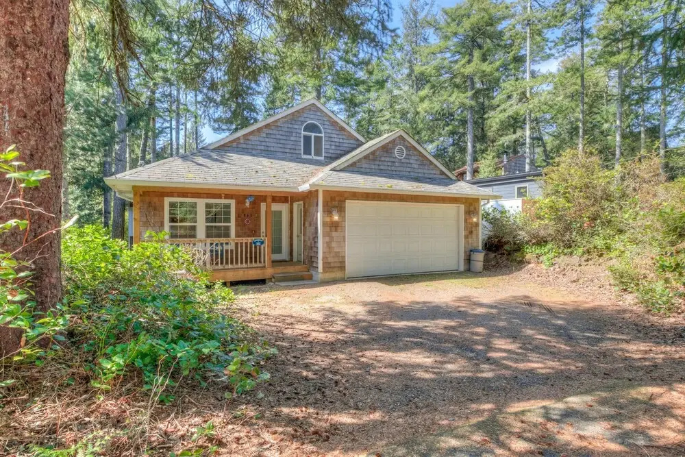 Spacious Great Room and Outdoor Deck - Charming Family Retreat