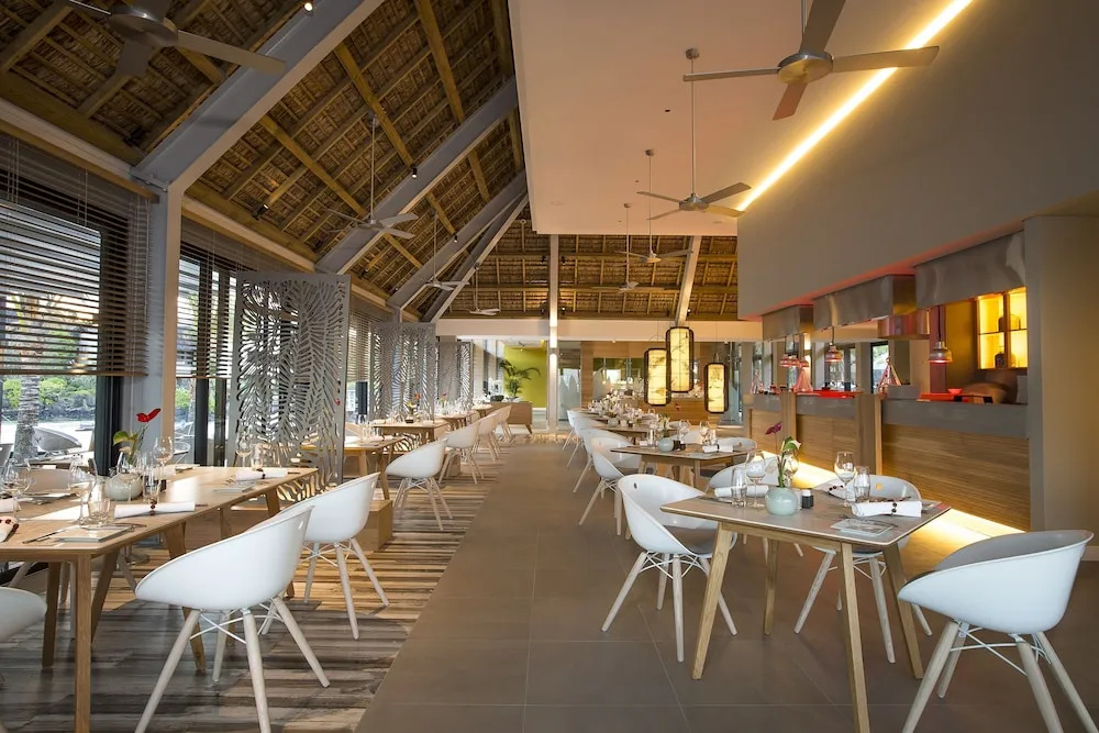 Food & Beverage