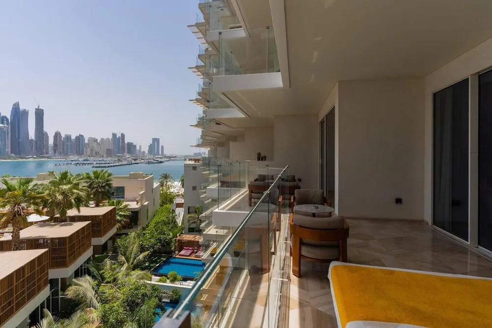 Five Palm Jumeirah Luxurious 2bdr Stunning Views