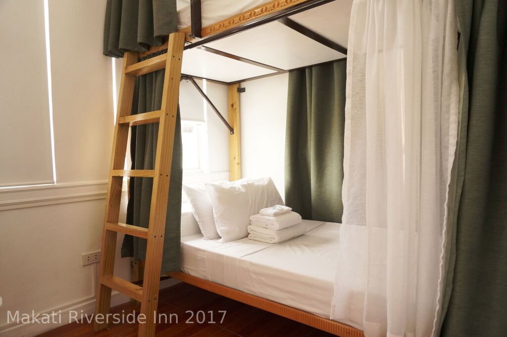 Makati Riverside Inn by null