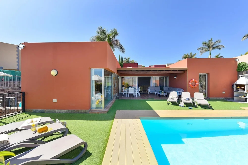 Par 4 Villa 16 Salobre Golf Holiday Rental