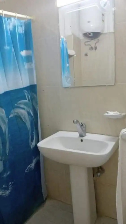 Deluxe Triple room with city view