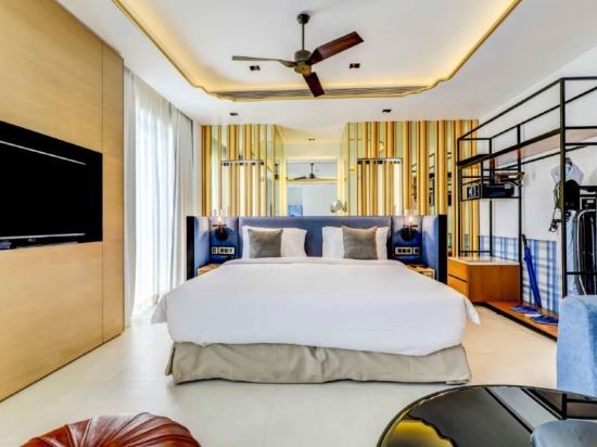 Azaya Beach Resort