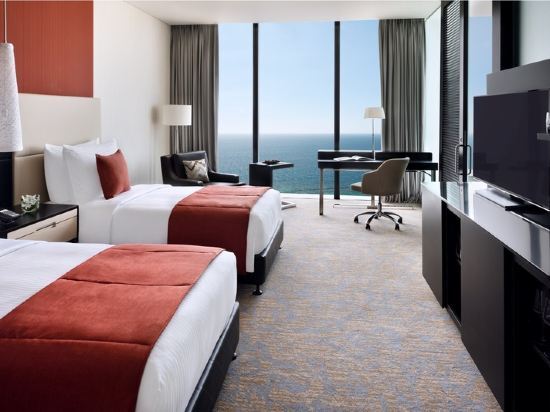 Movenpick Hotel Colombo